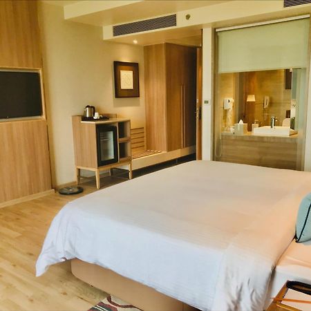 Bellevue Sarovar Premiere Junagadh Eksteriør billede